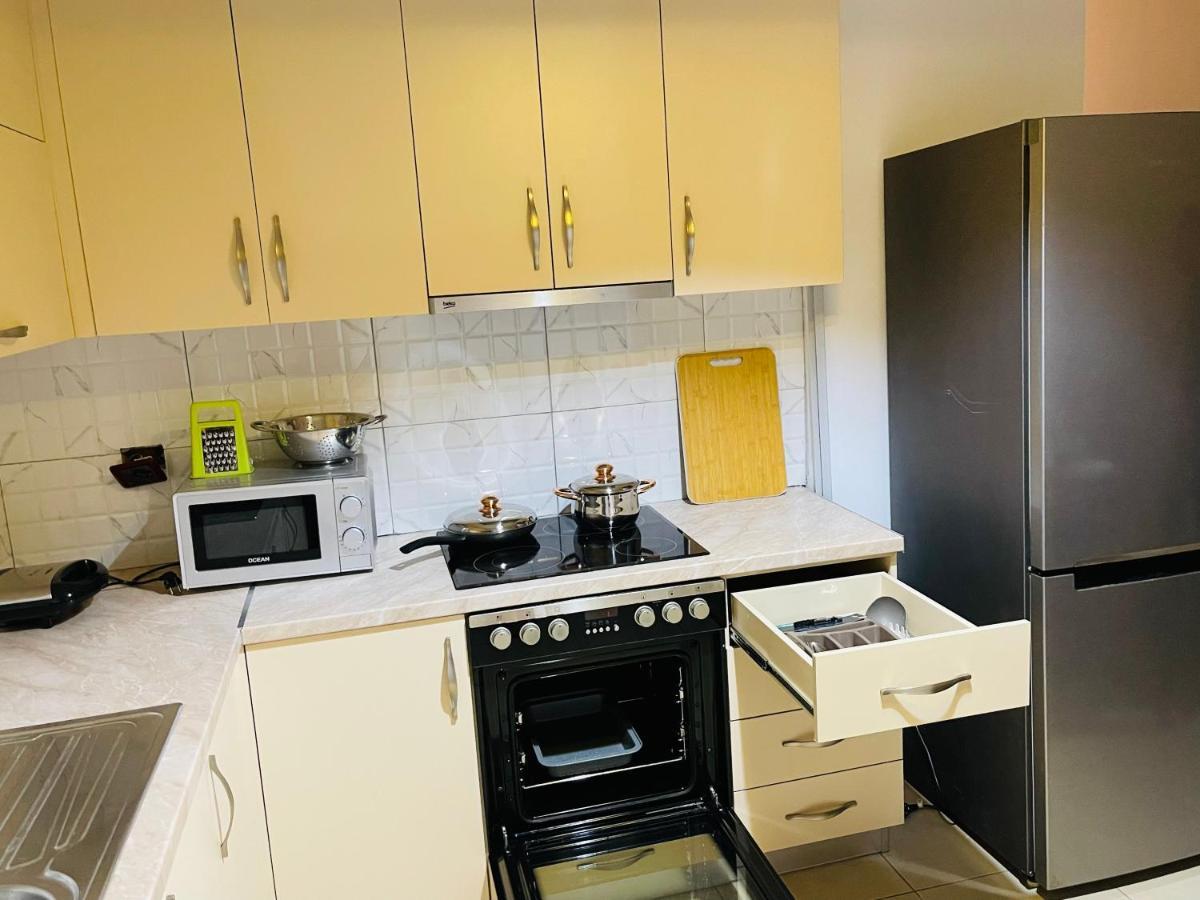 Dardana&Gerjon Apartament Kamez エクステリア 写真