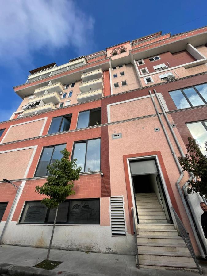 Dardana&Gerjon Apartament Kamez エクステリア 写真