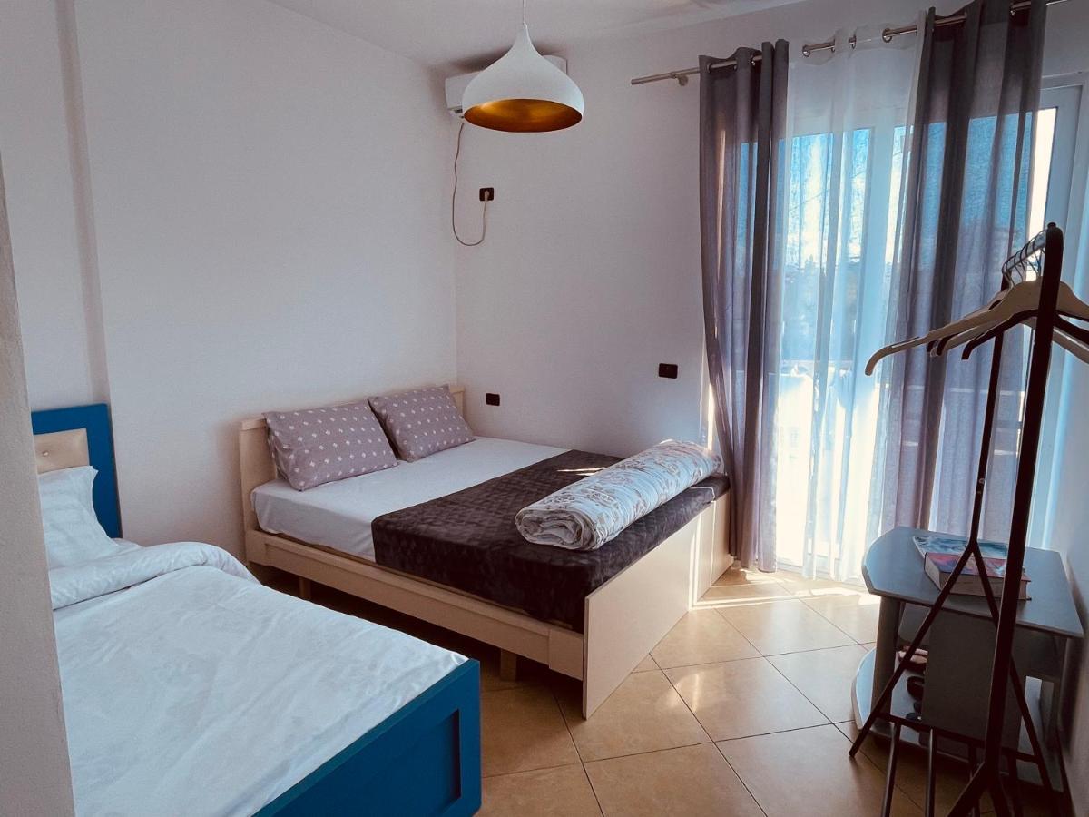 Dardana&Gerjon Apartament Kamez エクステリア 写真